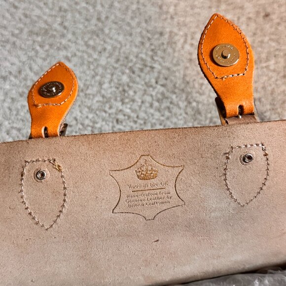 NWOT The Leather Satchel satchel bag in English mustard, 11 inch - Picture 3 of 3